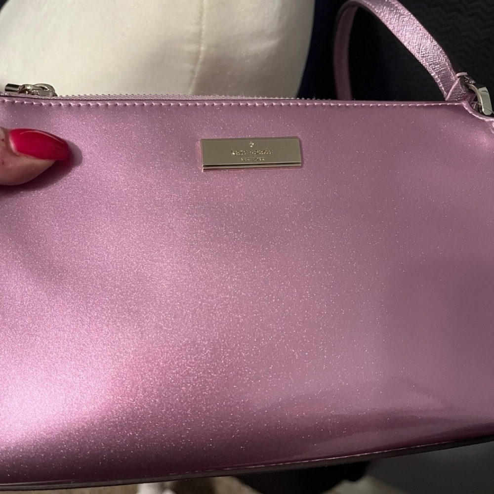 NWT Kate Spade Kenzie GLITTERED Patented Fabric In Quartz Pin Crossbody - Picture 7 of 9
